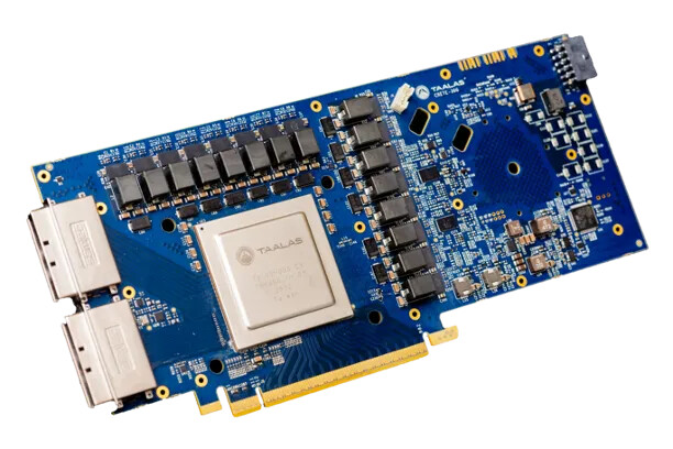 使用Llama 3.1 8B模型硬连线定制的Taalas HC1。图片来源:Taalas